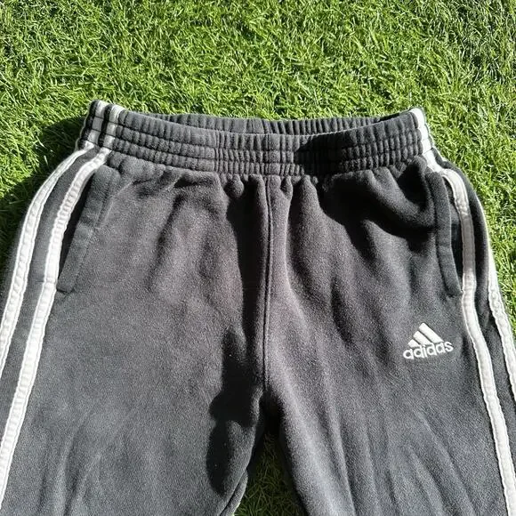 Vintage Adidas Baby Toddler Size 3T Sweatpants Joggers Track Pants Black Stripes - Picture 2 of 8